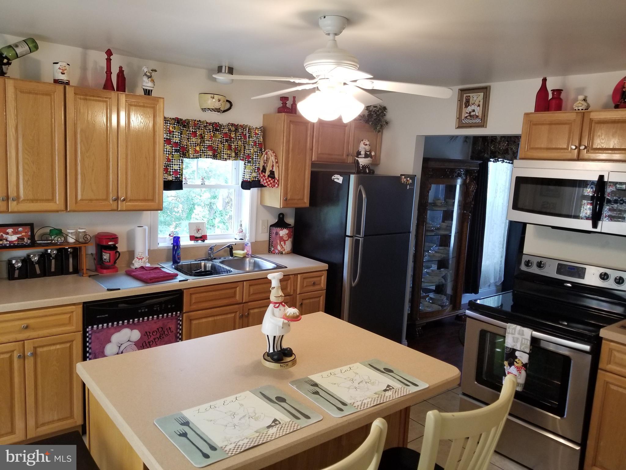 2244 Cold Spring Road Fairfield, PA 17320 - Photo 22 of 40 All Kitchen Appliances Convey