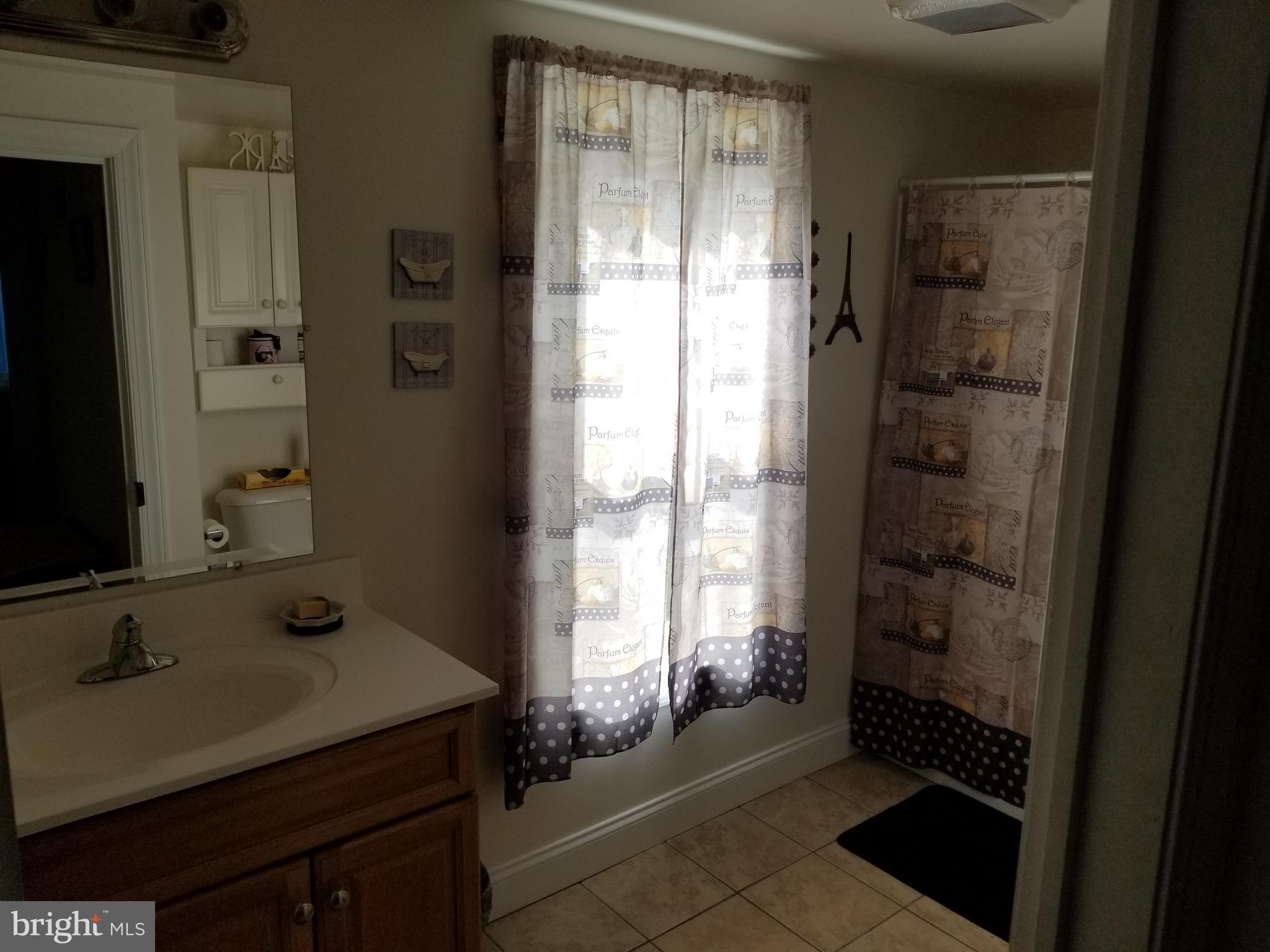 2244 Cold Spring Road Fairfield, PA 17320 - Photo 26 of 40 Full Bath on Second Floor