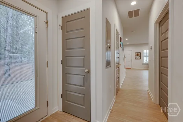 $325,000 | 684 West Vincent Drive, Athens, GA 30607