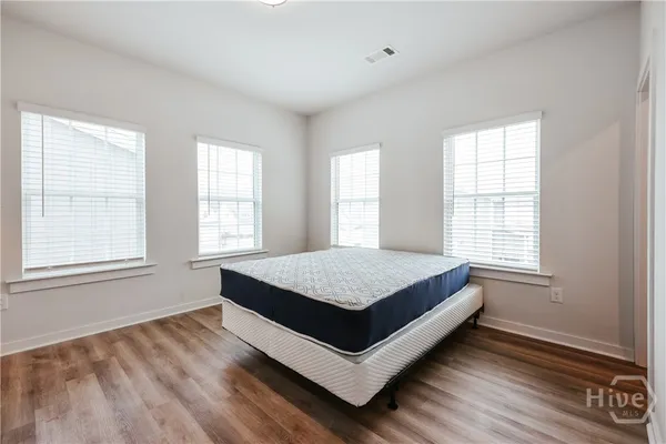 $325,000 | 684 West Vincent Drive, Athens, GA 30607