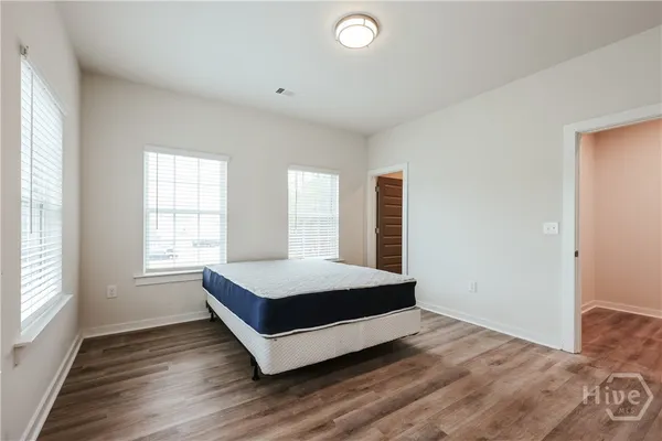 $325,000 | 684 West Vincent Drive, Athens, GA 30607