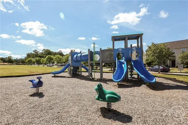 $325,000 | 684 West Vincent Drive, Athens, GA 30607