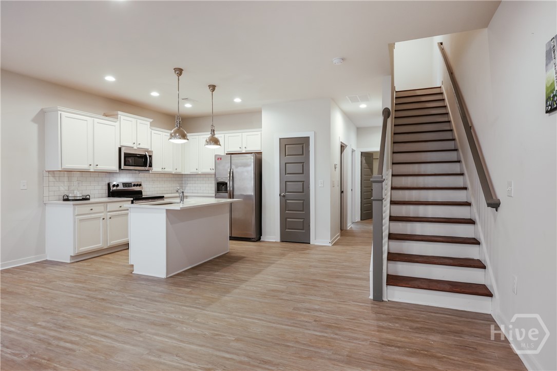 684 West Vincent Drive Athens, GA 30607 - Photo 5 of 38