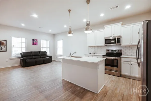 $325,000 | 684 West Vincent Drive, Athens, GA 30607