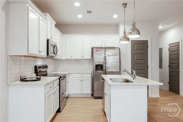 $325,000 | 684 West Vincent Drive, Athens, GA 30607