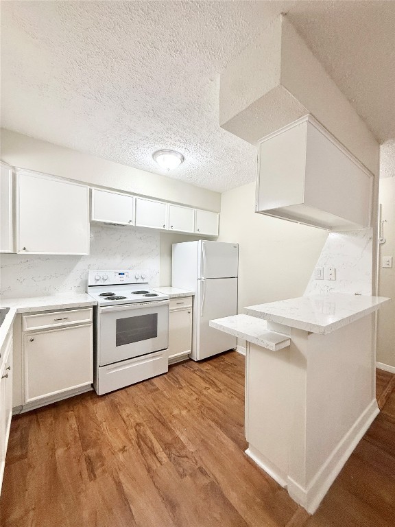 201 South Kaysie Street, Unit 17 Angleton, TX 77515 - Photo 6 of 18