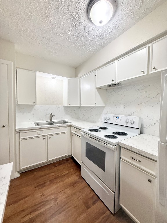 201 South Kaysie Street, Unit 17 Angleton, TX 77515 - Photo 8 of 18
