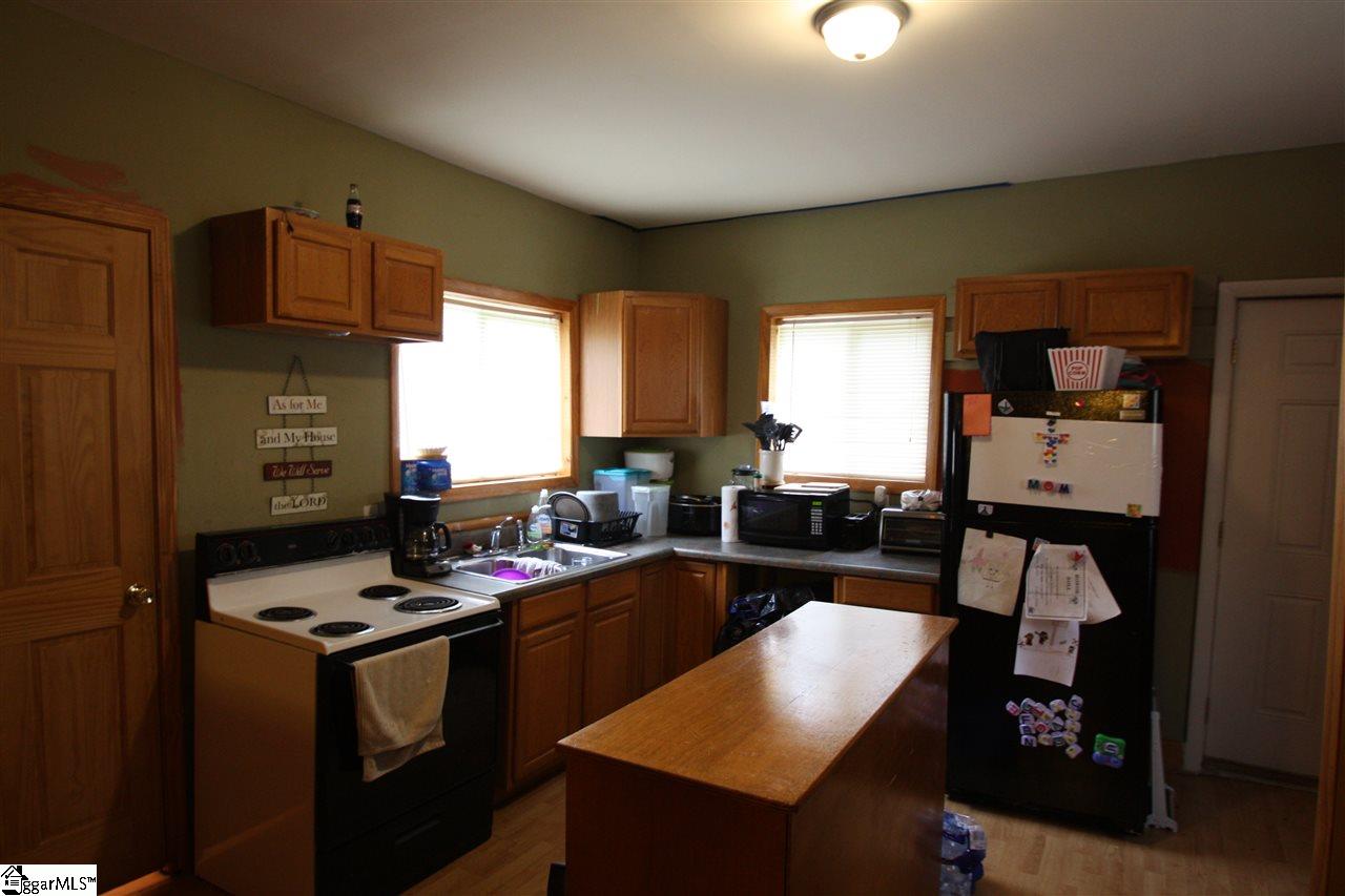 10380 Main Street Fingerville, SC 29338 - Photo 6 of 15