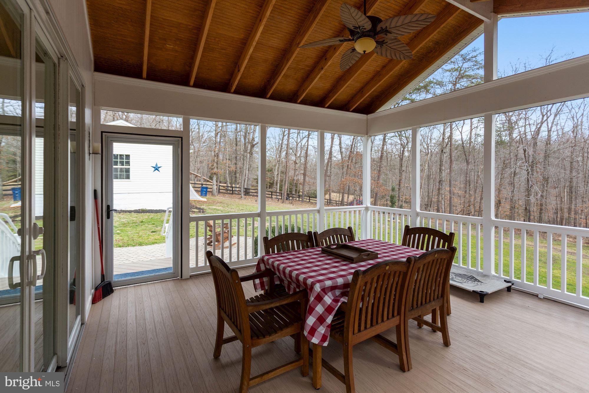 11725 Henderson Road Clifton, VA 20124 - Photo 17 of 38 Gallery Image 17