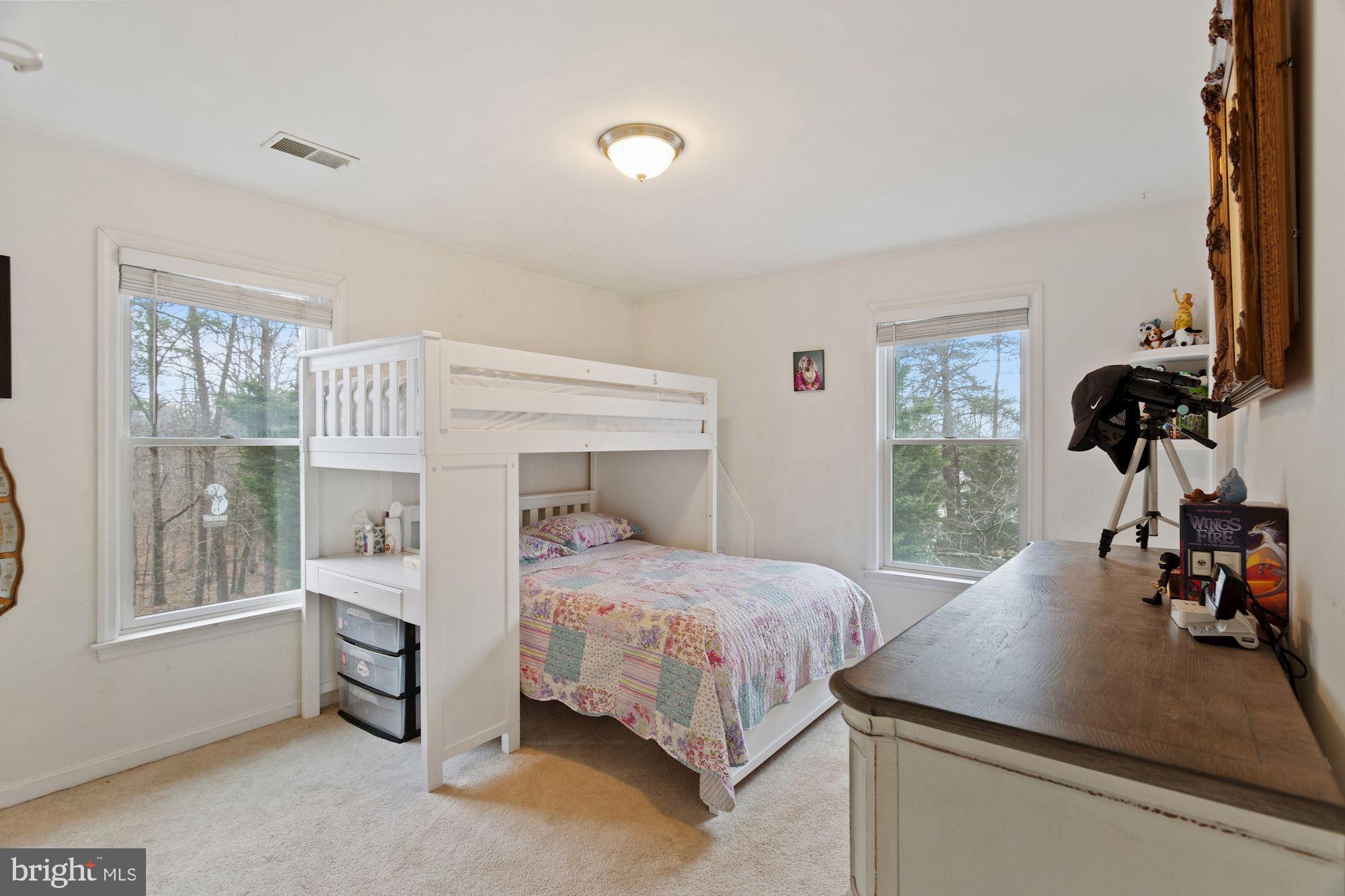 11725 Henderson Road Clifton, VA 20124 - Photo 24 of 38 Gallery Image 24