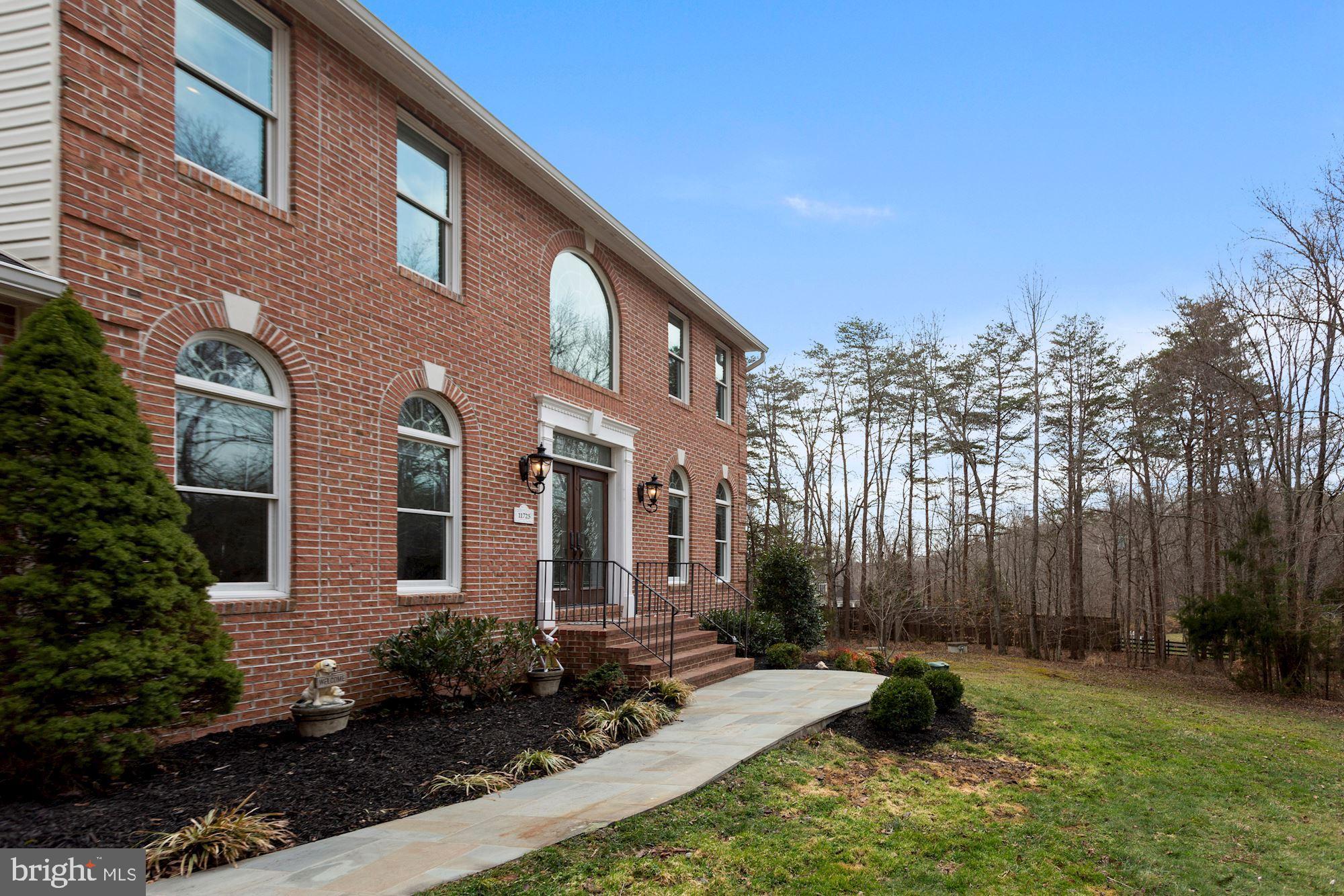 11725 Henderson Road Clifton, VA 20124 - Photo 5 of 38 Gallery Image 5