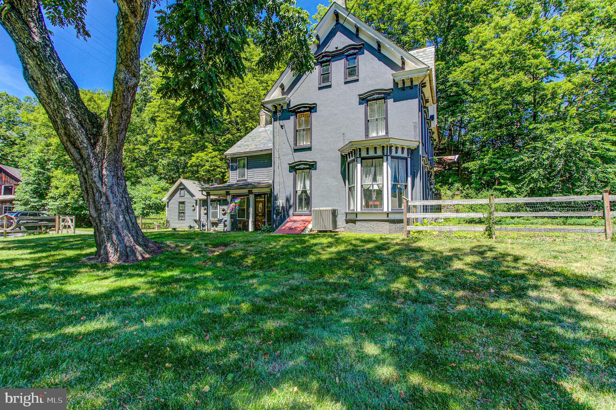 9754 Easton Road Kintnersville, PA 18930 - Photo 3 of 59
