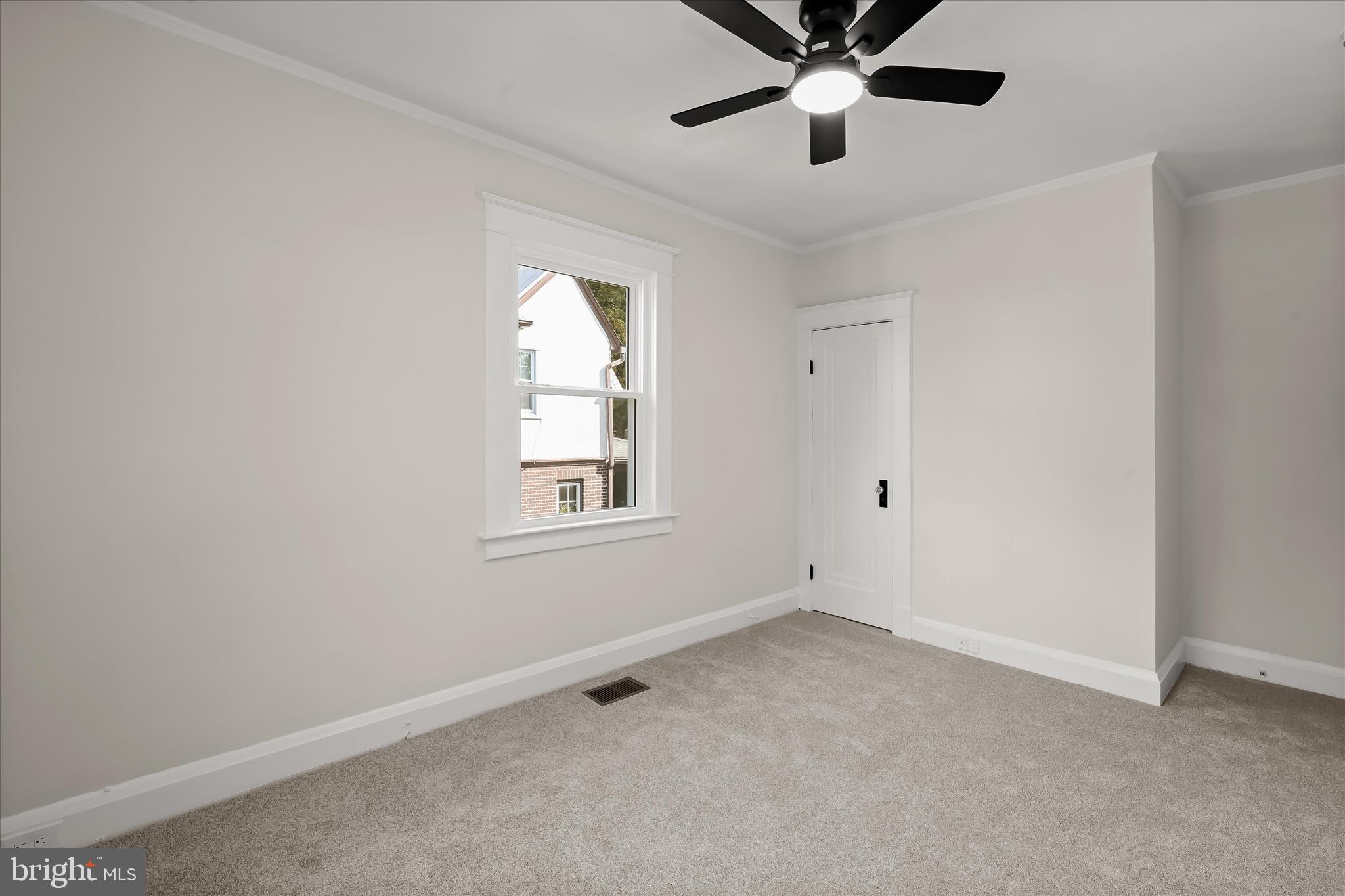 614 Stamford Road Baltimore, MD 21229 - Photo 24 of 41 25-Bedroom