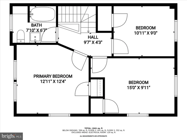 a picture of a wall with a white wall