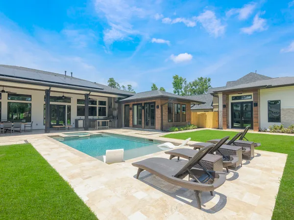 $1,998,000 | 27402 West Balsam Fir Circle, Spring, TX 77386