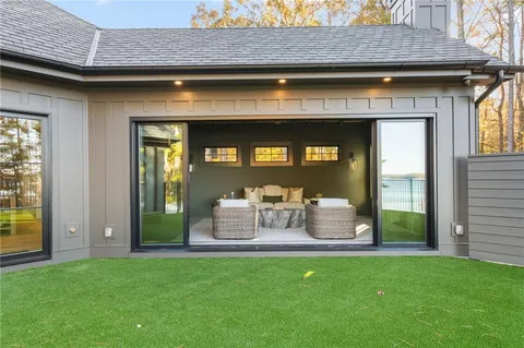 $7,250,000 | 6091 GC Crow Road, Flowery Branch, GA 30542