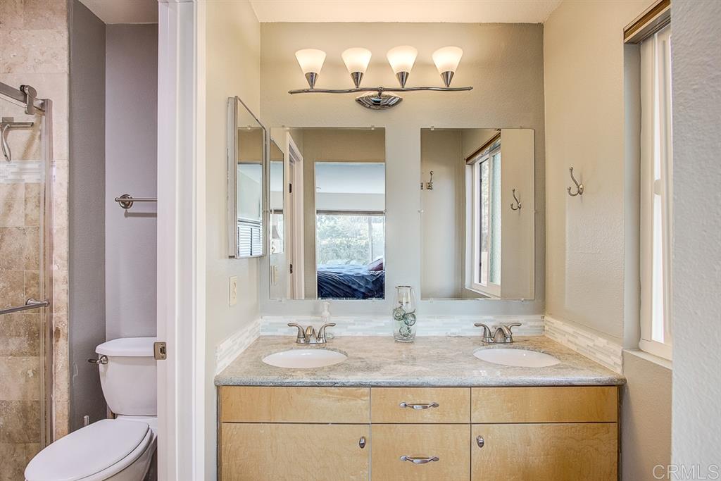 1005 Woodcreek Road Fallbrook, CA 92028 - Photo 16 of 23