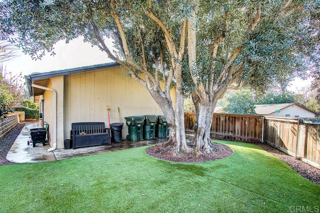 1005 Woodcreek Road Fallbrook, CA 92028 - Photo 22 of 23