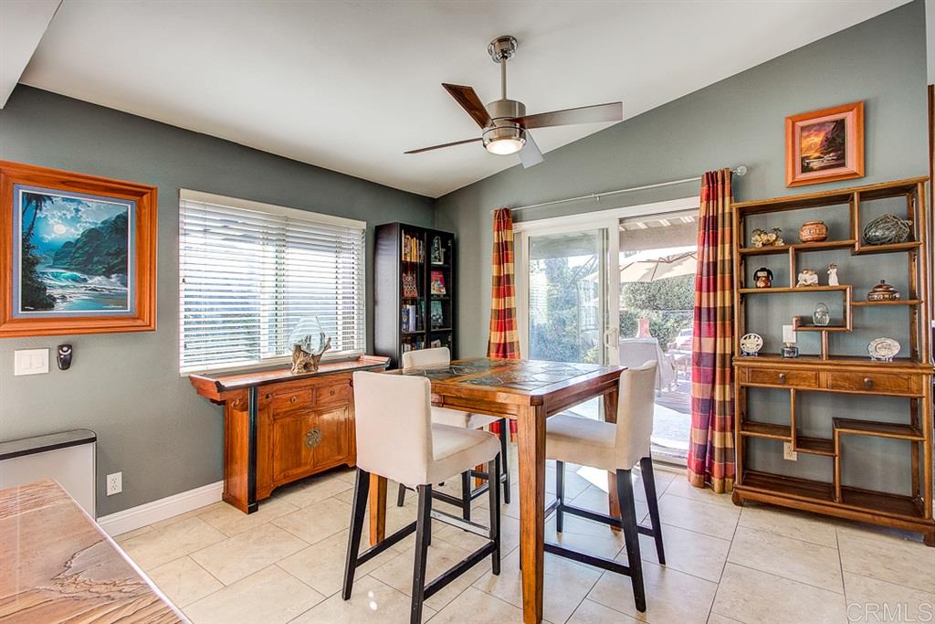 1005 Woodcreek Road Fallbrook, CA 92028 - Photo 5 of 23