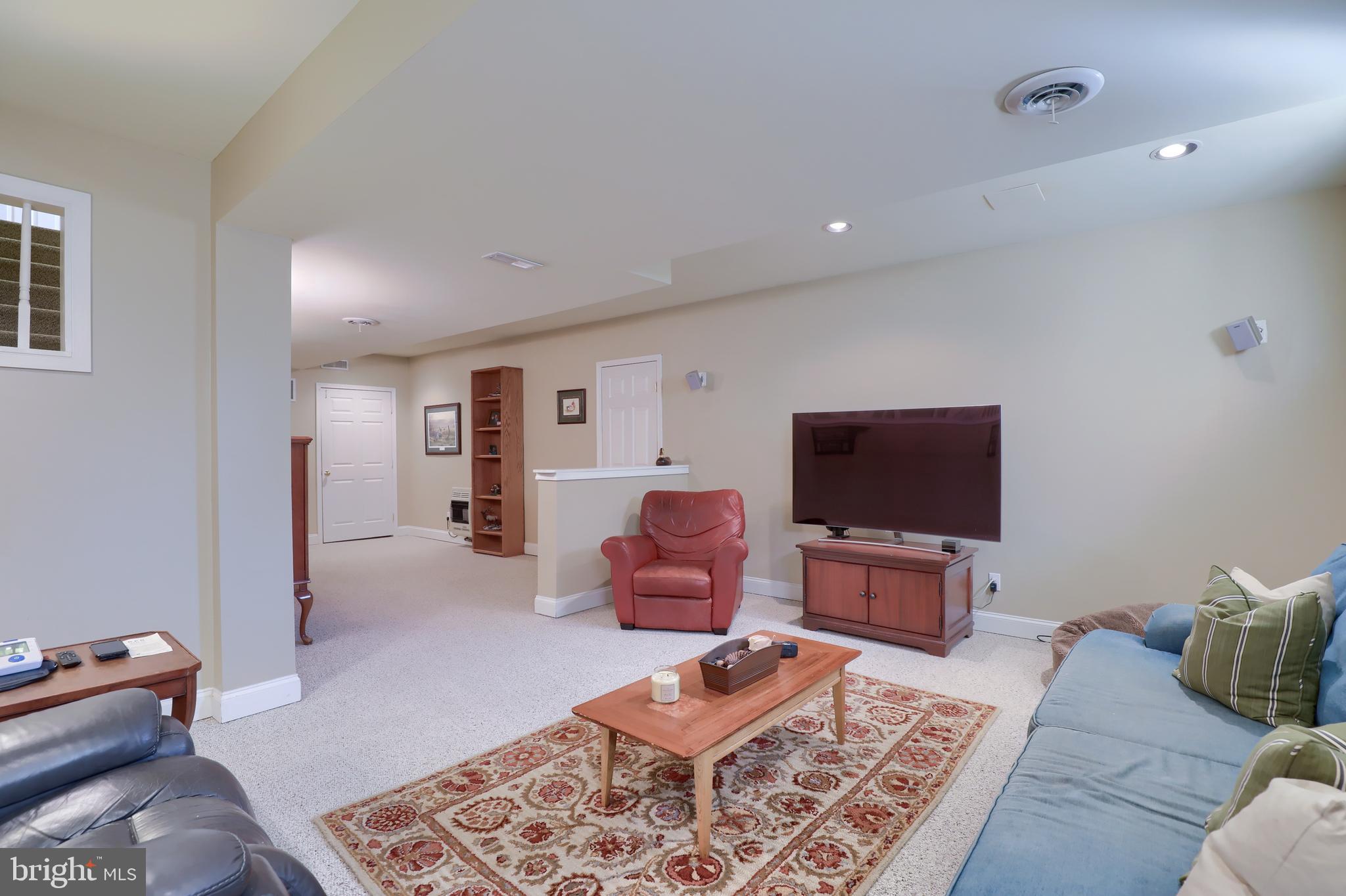 313 Cobblers Court Lititz, PA 17543 - Photo 33 of 40
