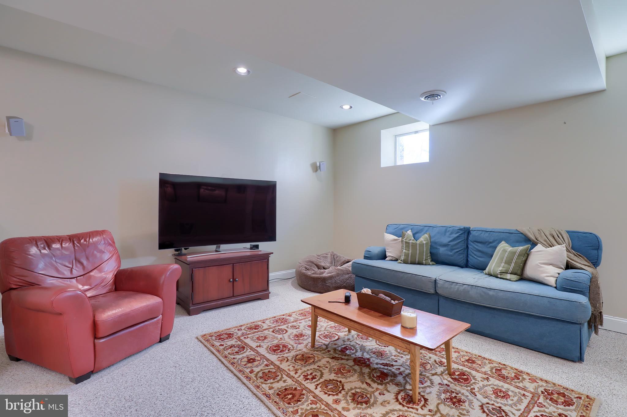 313 Cobblers Court Lititz, PA 17543 - Photo 37 of 40