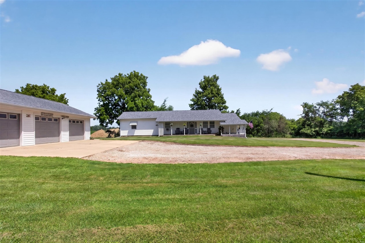 5010 Doty Road Osseo, MI 49266 - Photo 2 of 52