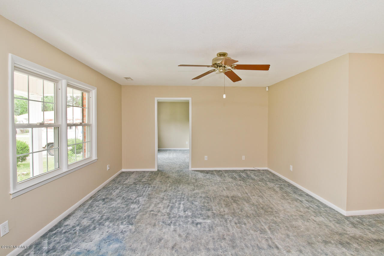 3004 Country Club Road Jacksonville, NC 28546 - Photo 11 of 49 IMG_0220