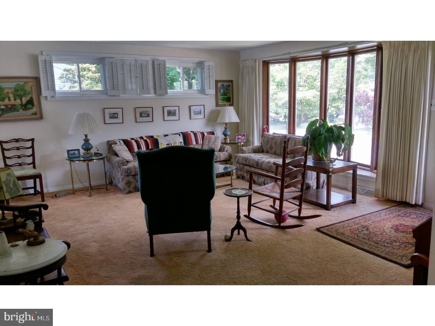 530 Kennerly Road Springfield, PA 19064 - Photo 5 of 25 Living Room