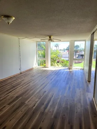 $2,000 | 7400 Sun Island Drive South, Unit 205, South Pasadena, FL 33707