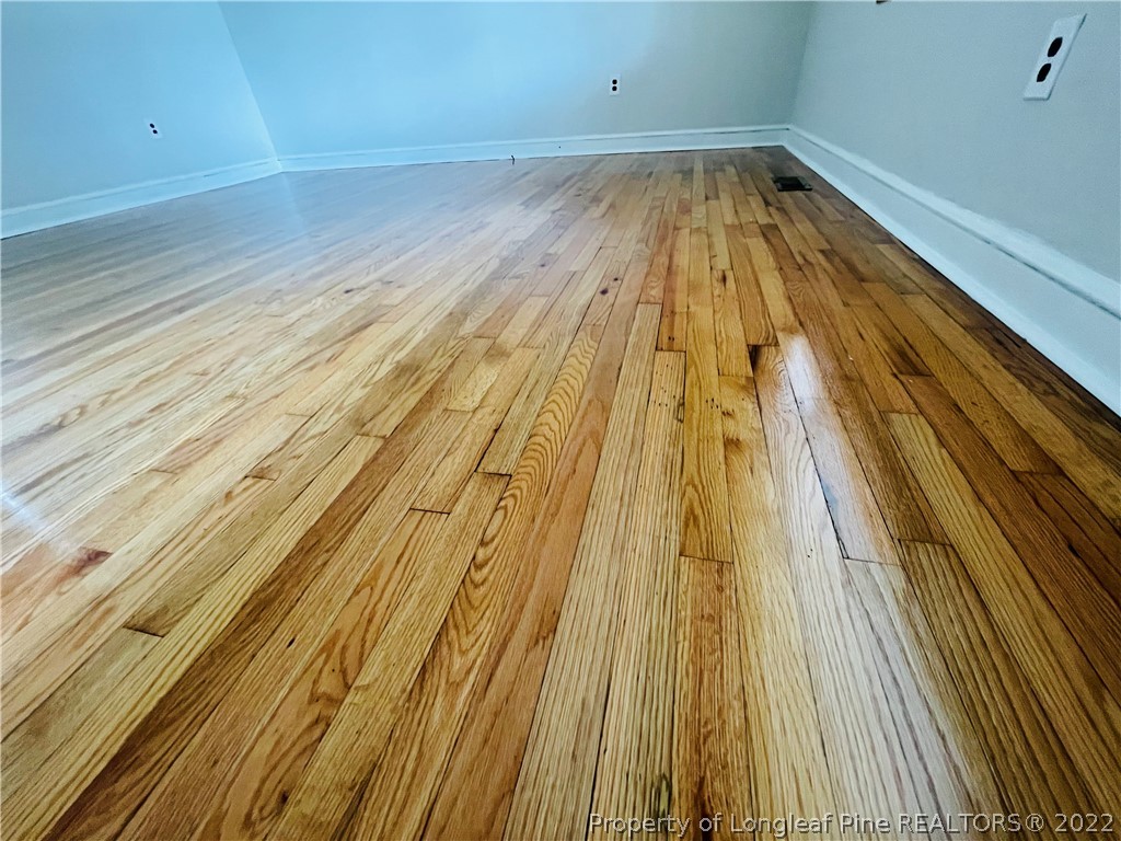 4562 Cameron Road Hope Mills, NC 28348 - Photo 15 of 31 Gallery Image 15