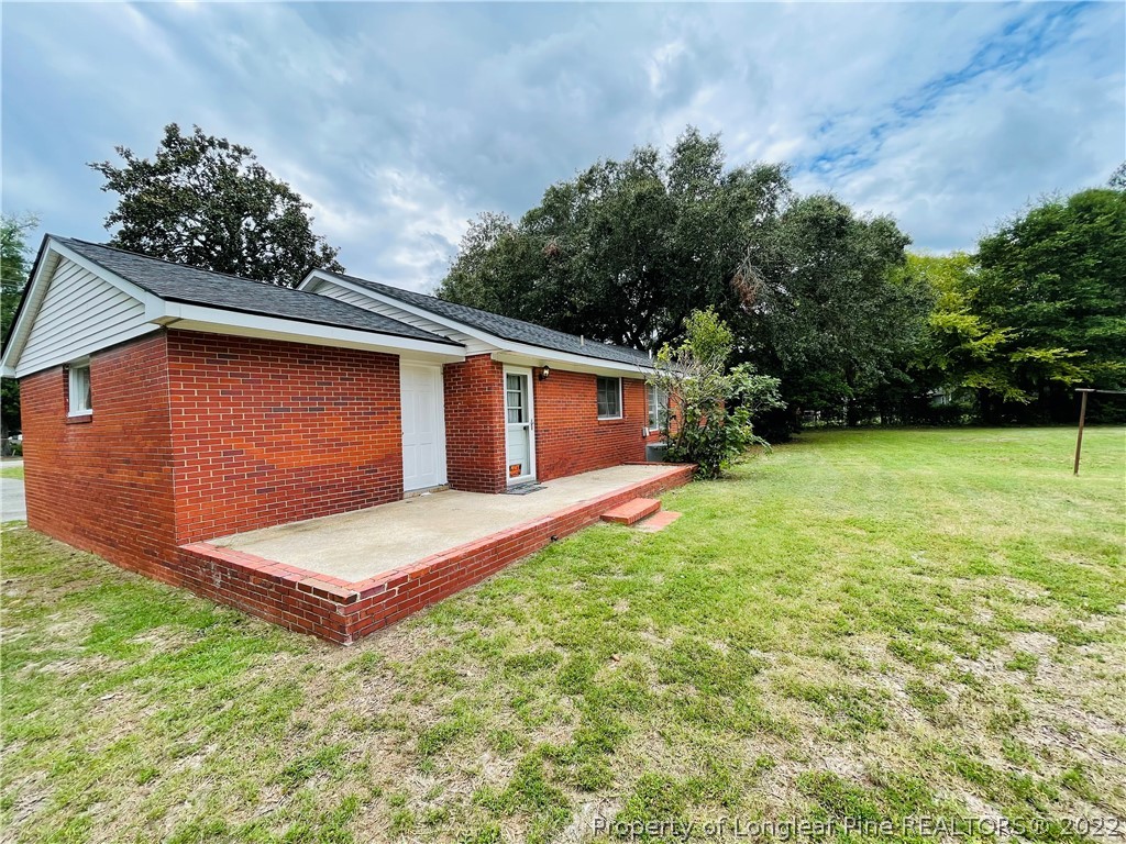 4562 Cameron Road Hope Mills, NC 28348 - Photo 7 of 31 Gallery Image 7