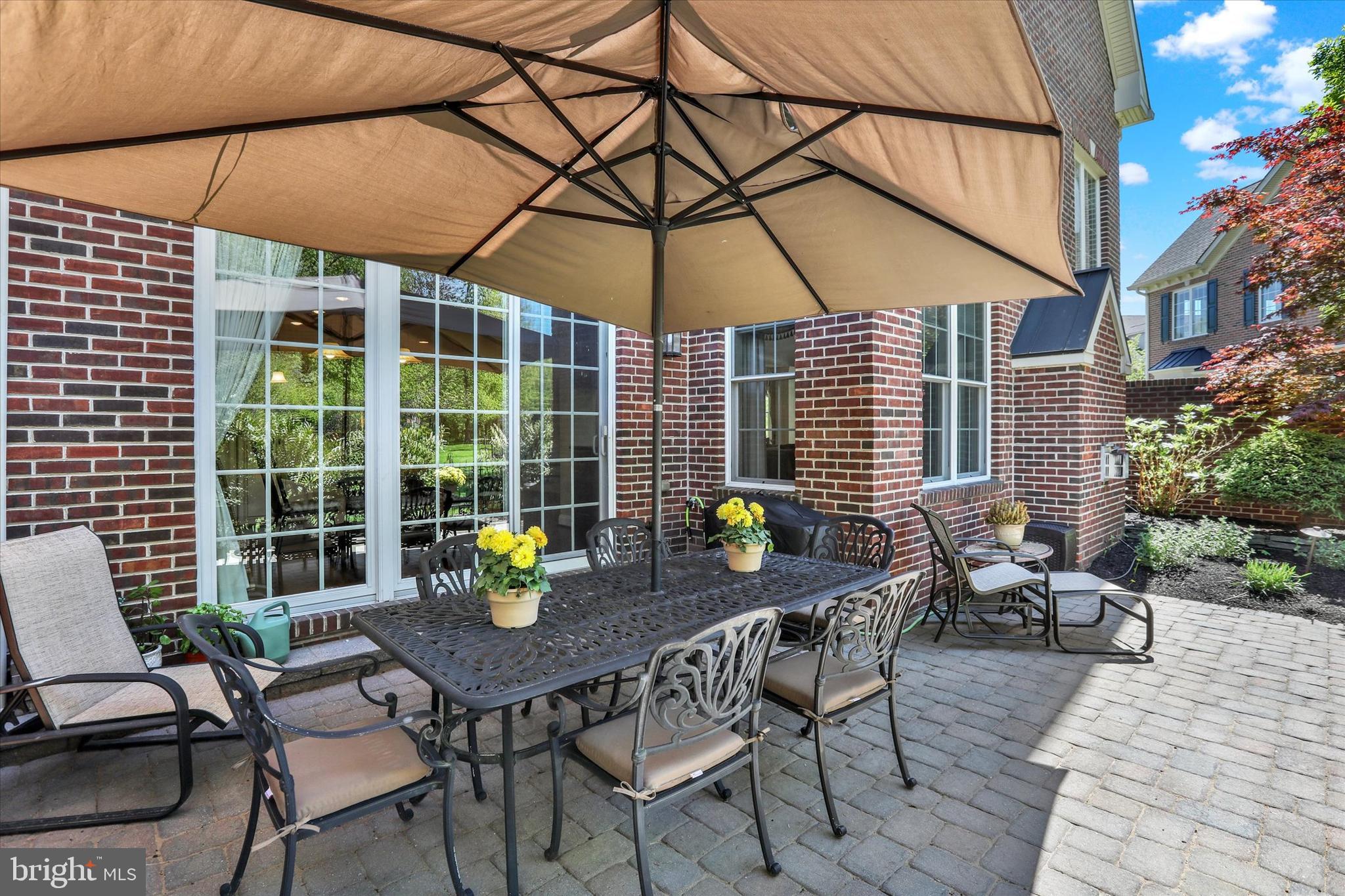 86 Rittenhouse Circle Newtown, PA 18940 - Photo 32 of 55 EP Henry Patio And Entrance To Breakfast Room Area