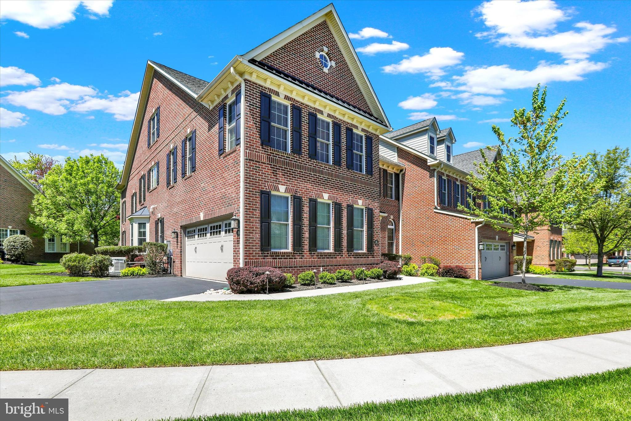 86 Rittenhouse Circle Newtown, PA 18940 - Photo 4 of 55 Angle Exterior And
2-Car Side Entry Garage