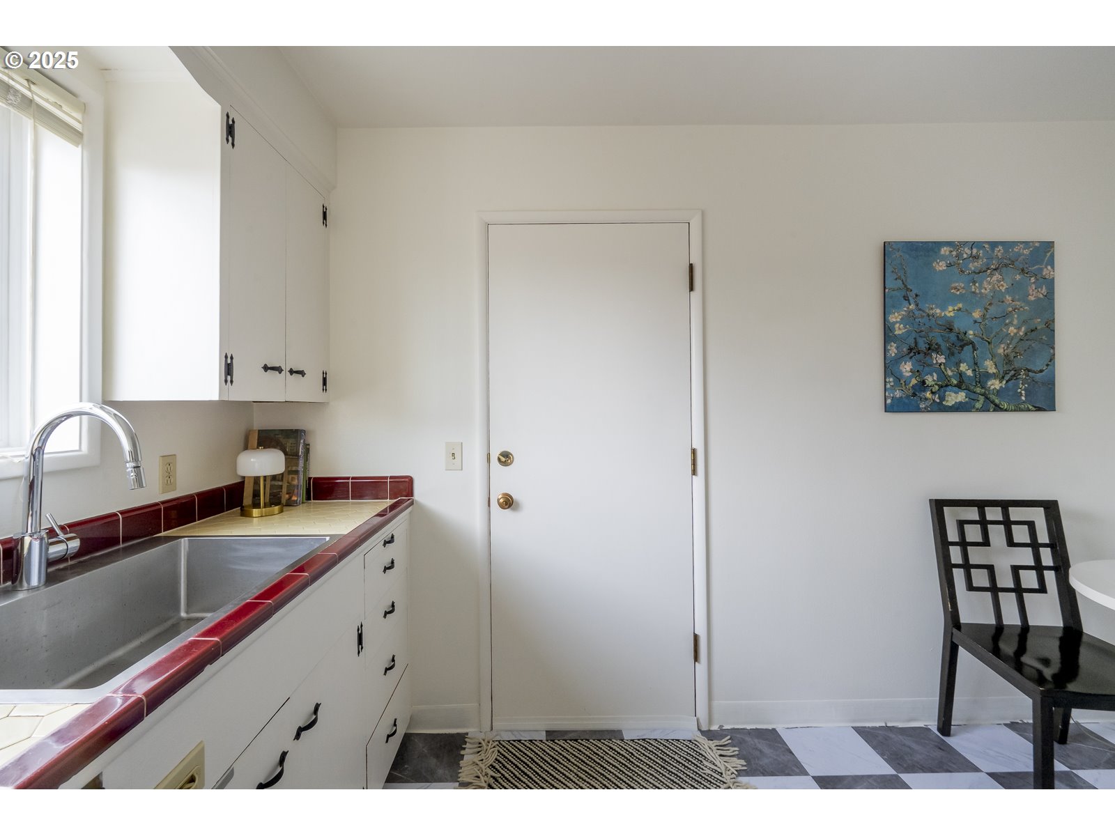 2355 Southwest Cedar Street, Unit 9 Portland, OR 97205 - Photo 21 of 42