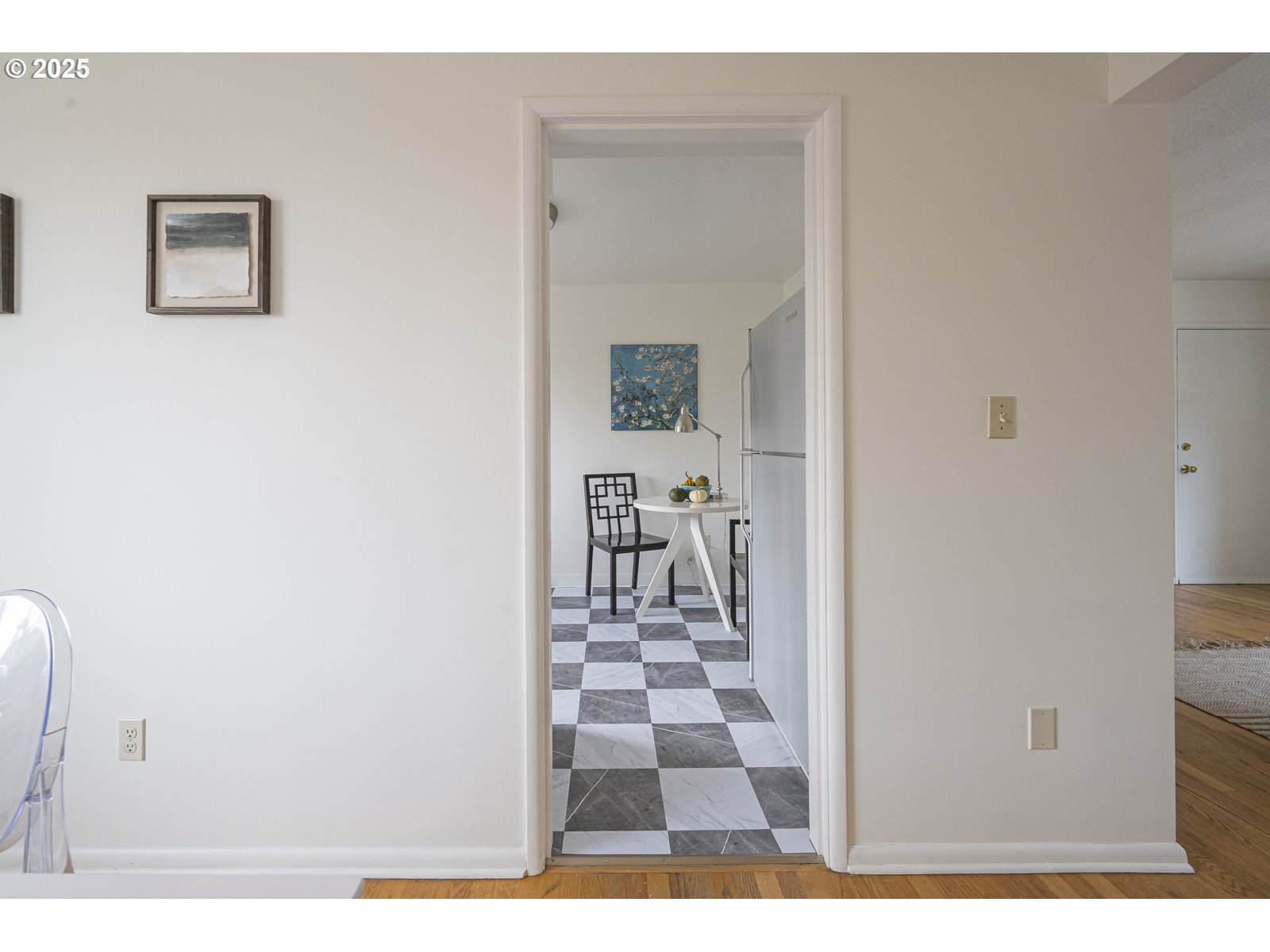 2355 Southwest Cedar Street, Unit 9 Portland, OR 97205 - Photo 25 of 42