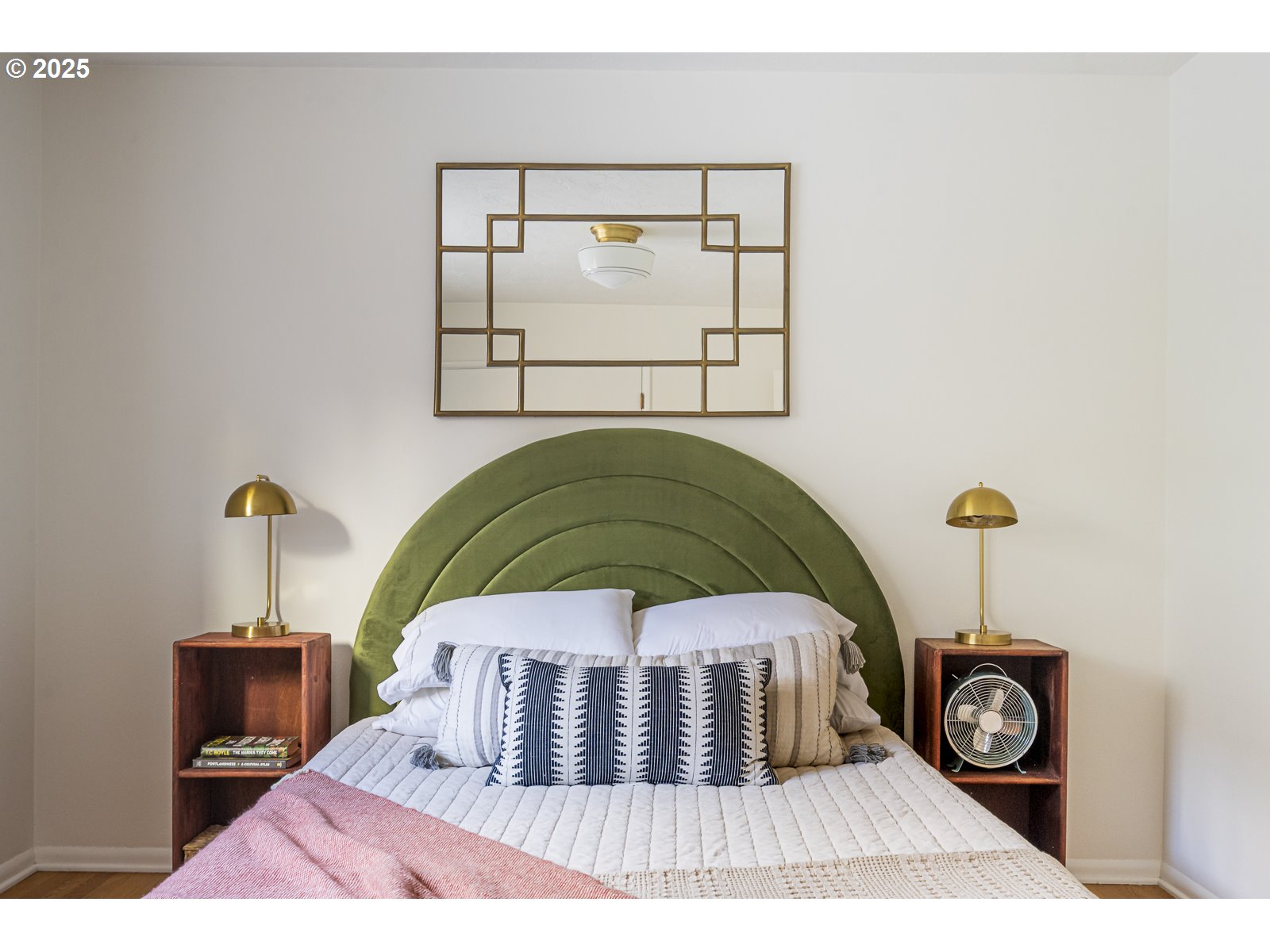 2355 Southwest Cedar Street, Unit 9 Portland, OR 97205 - Photo 32 of 42