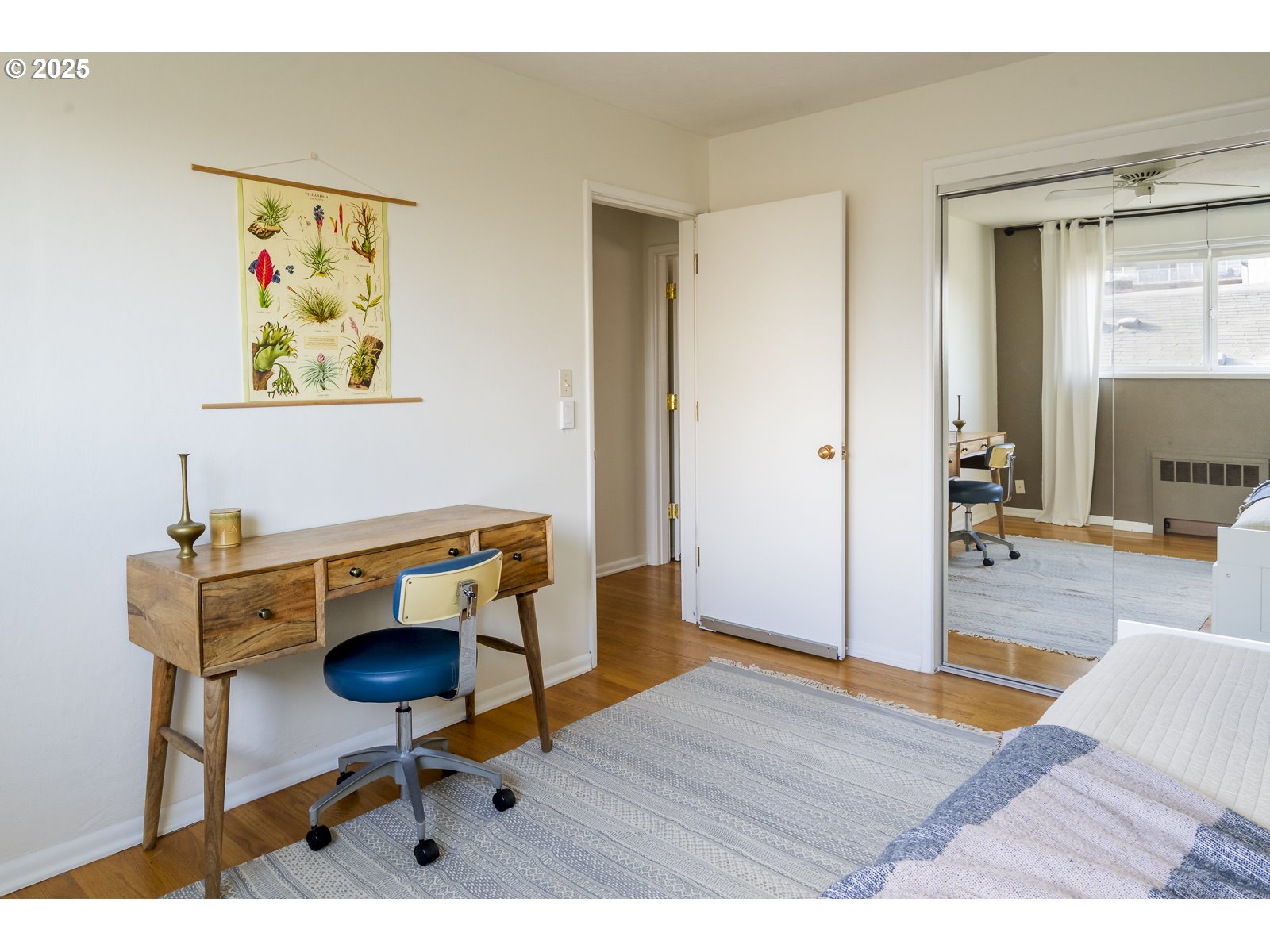 2355 Southwest Cedar Street, Unit 9 Portland, OR 97205 - Photo 37 of 42