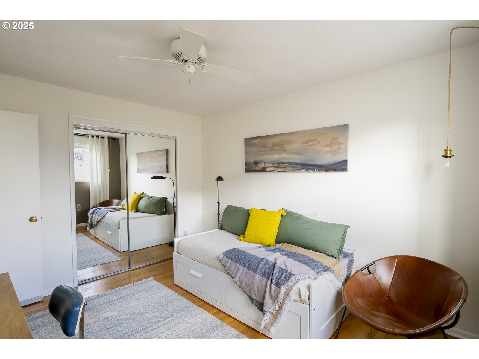 2355 Southwest Cedar Street, Unit 9 Portland, OR 97205 - Photo 38 of 42