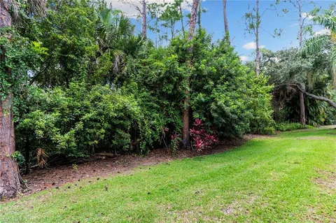 $289,900 | 3745 Fieldstone Boulevard, Unit 1102, Naples, FL 34109