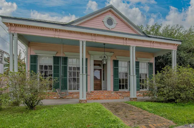 $197,500 | 107 Chetimatches Street, Donaldsonville, LA 70346