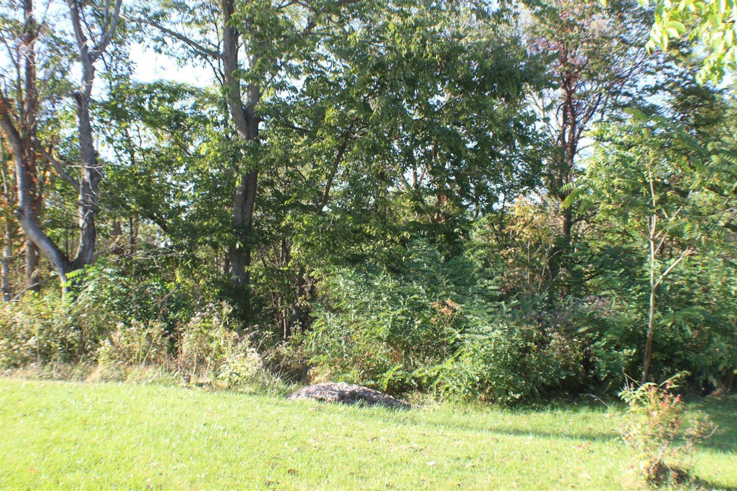 9 Stonemill Road Cincinnati, OH 45247 - Photo 2 of 5 Gallery Image 2