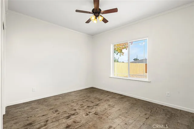 a close view of sink and tap