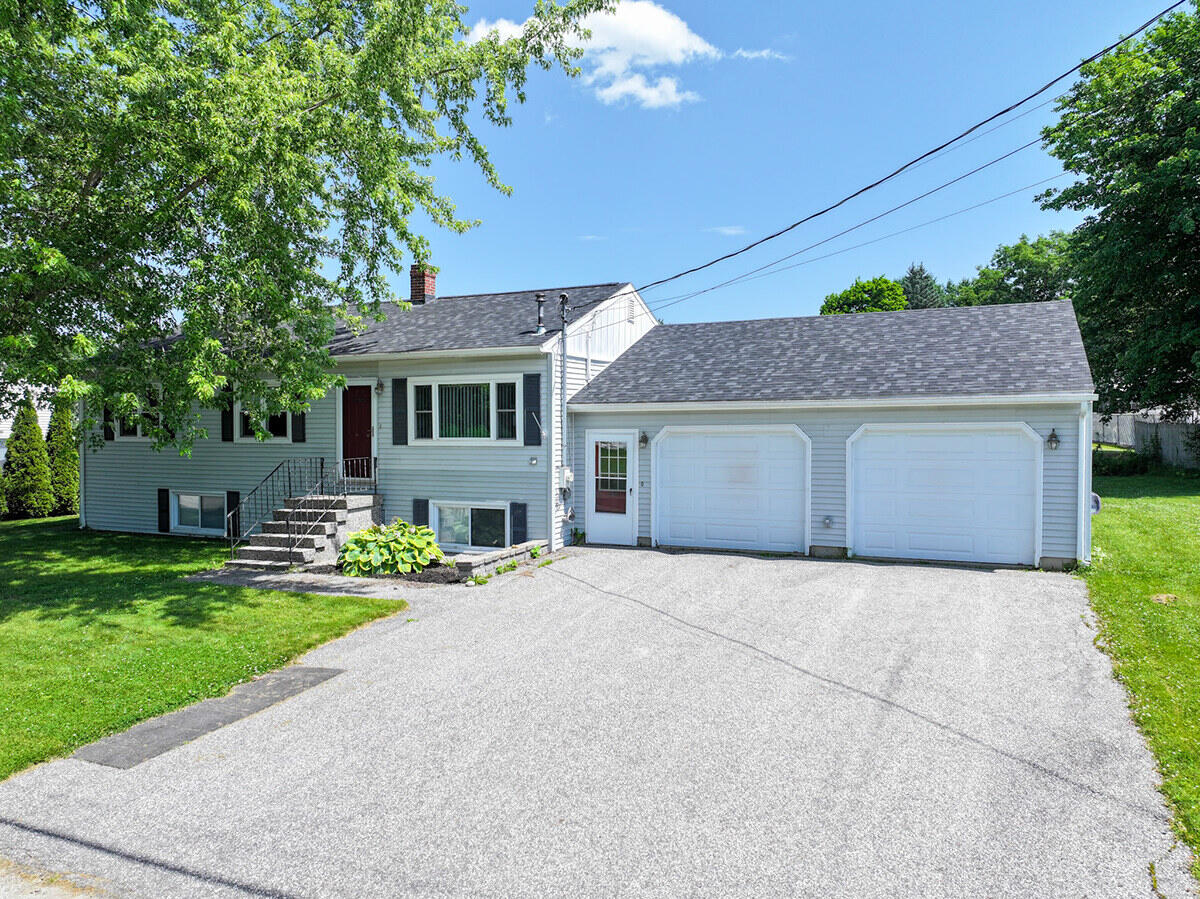 15 Kevin Street Lewiston, ME 04240 - Photo 1 of 43 Welcome Home