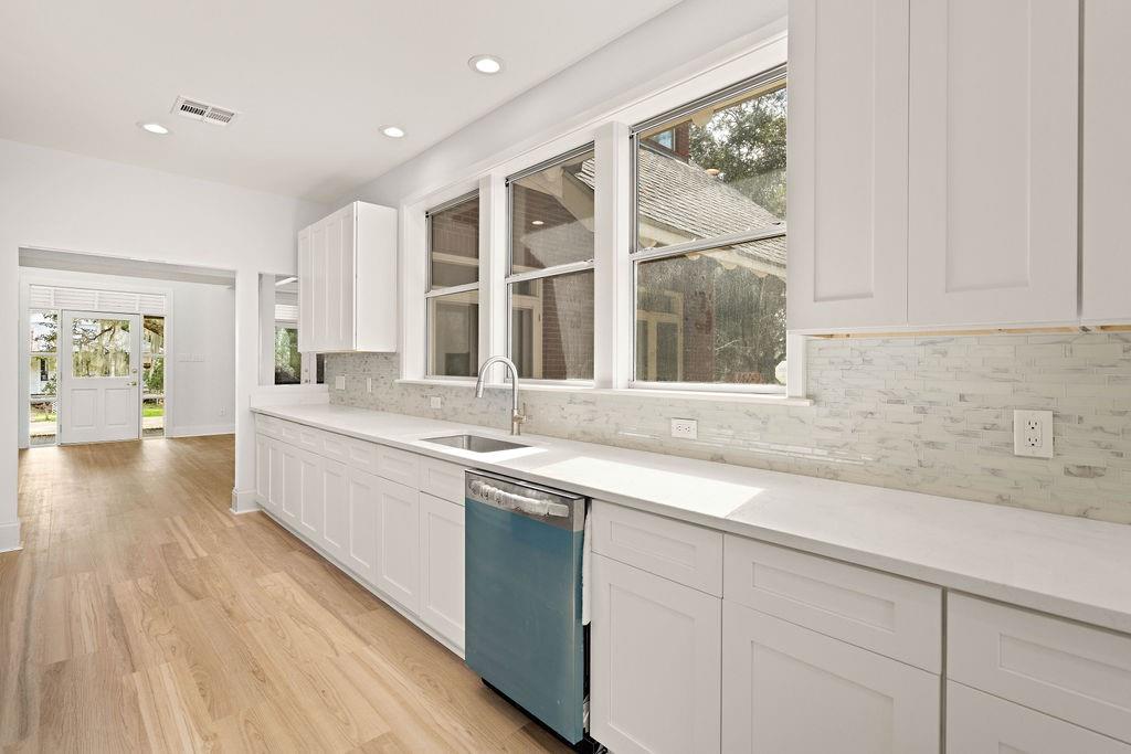 240 Lafayette Street Mandeville, LA 70448 - Photo 11 of 34