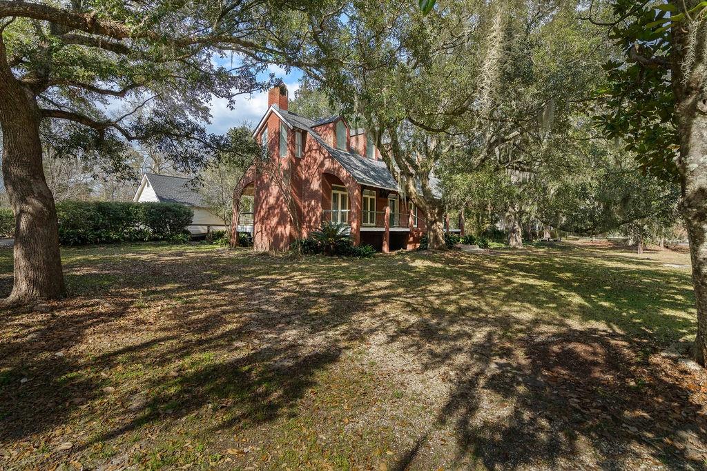 240 Lafayette Street Mandeville, LA 70448 - Photo 25 of 34