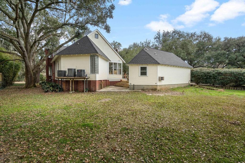 240 Lafayette Street Mandeville, LA 70448 - Photo 30 of 34