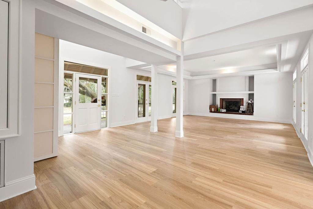 240 Lafayette Street Mandeville, LA 70448 - Photo 6 of 34