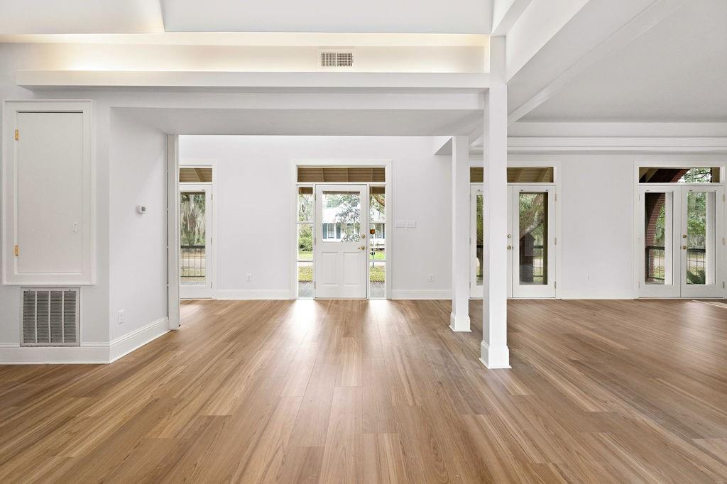 240 Lafayette Street Mandeville, LA 70448 - Photo 7 of 34