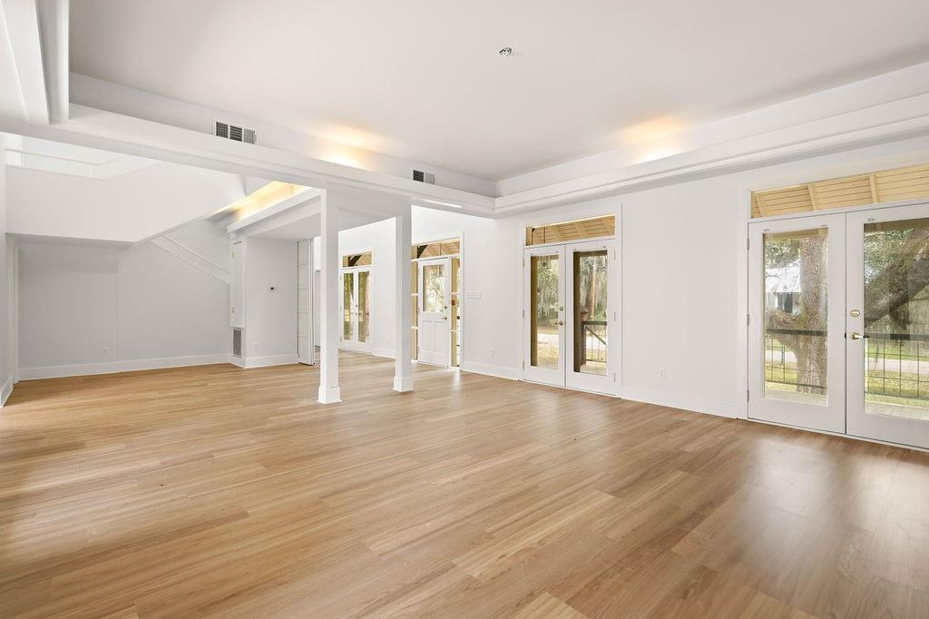 240 Lafayette Street Mandeville, LA 70448 - Photo 9 of 34