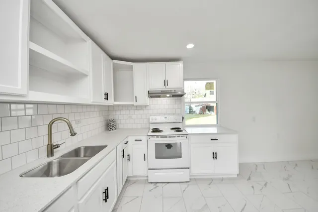 $214,999 | 2926 Knotty Oaks Trail, Houston, TX 77045